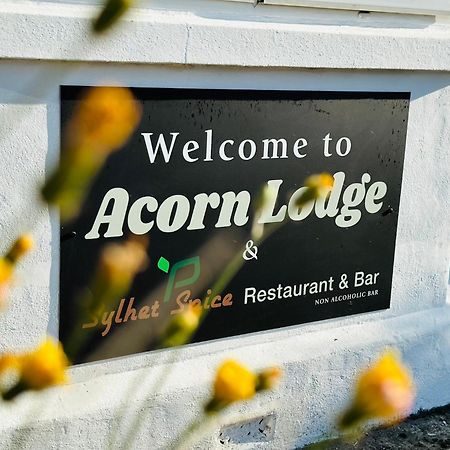Acorn Lodge Hotel Gatwick & Parking Horley Exterior photo